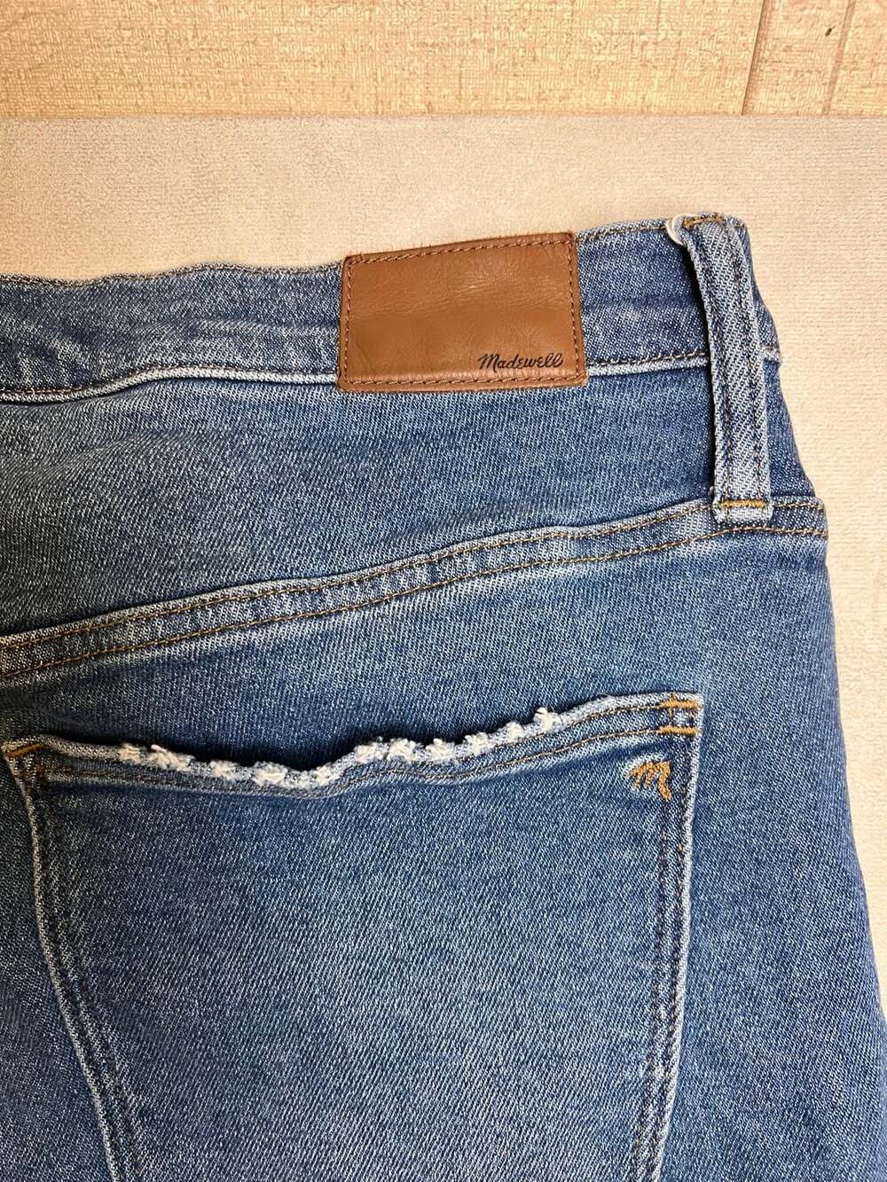 Madewell Mid Rise Skinny 34P - Picture 13 of 13